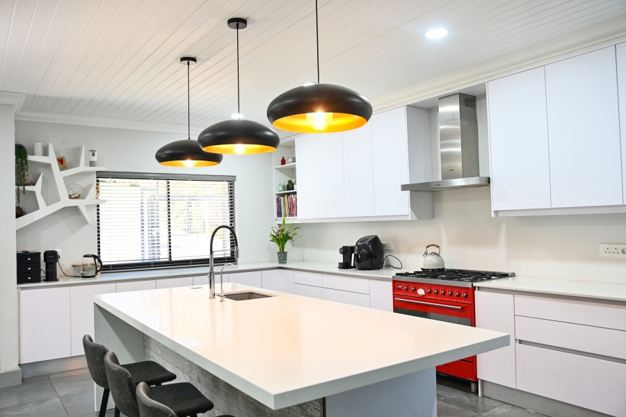 3 Bedroom Property for Sale in The Links Western Cape